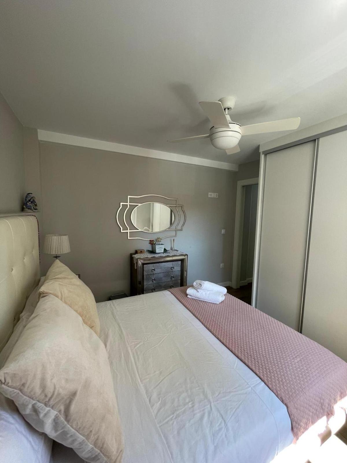 Cozy In Stylish Flat Just Steps From The * Cadiz